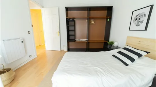 Rooms in Bilbao - photo 2