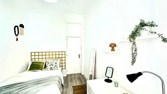 Rooms in Madrid Centro - photo 5