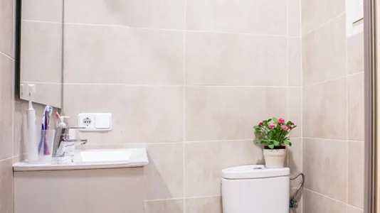 Rooms in Madrid Moncloa-Aravaca - photo 10