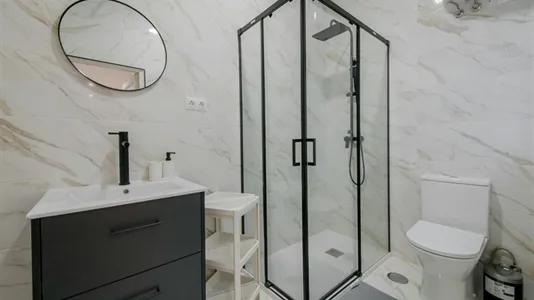 Rooms in Madrid Salamanca - photo 5