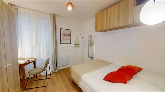 Rooms in Paris 10ème arrondissement - photo 2