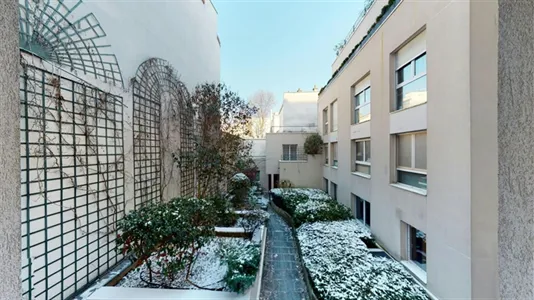 Rooms in Paris 15ème arrondissement - photo 2