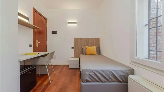 Rooms in Ferrara - photo 3