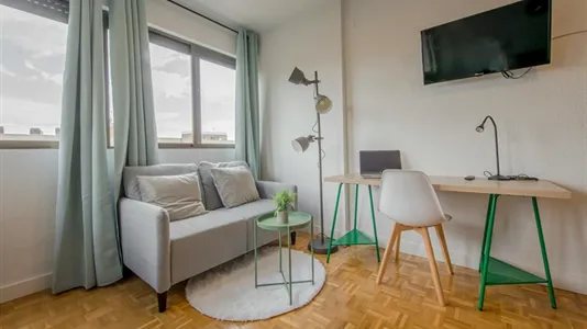 Rooms in Madrid Retiro - photo 4