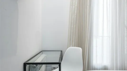 Rooms in Madrid Centro - photo 5