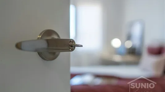 Rooms in Reus - photo 9