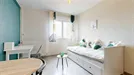 Apartment for rent, Angers, Pays de la Loire, &lt;span class=&quot;blurred street&quot; onclick=&quot;ProcessAdRequest(13598153)&quot;&gt;&lt;span class=&quot;hint&quot;&gt;See streetname&lt;/span&gt;[xxxxxxxxxxxxx]&lt;/span&gt;