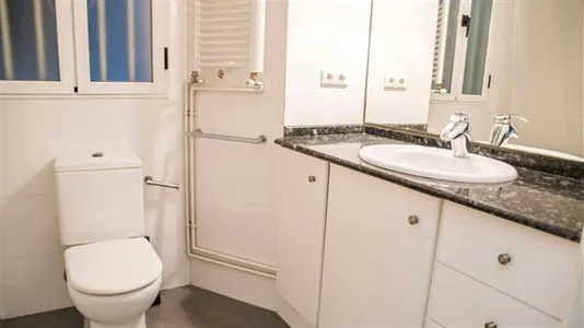 Rooms in Valencia L'Eixample - photo 10