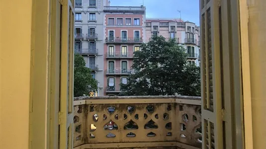 Rooms in Barcelona Eixample - photo 3