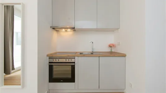 Rooms in Berlin Mitte - photo 2