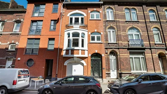 Rooms in Charleroi - photo 10