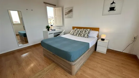 Rooms in L'Hospitalet de Llobregat - photo 3