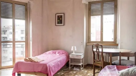 Rooms in Roma Municipio VII – Appio-Latino/Tuscolano/Cinecittà - photo 1