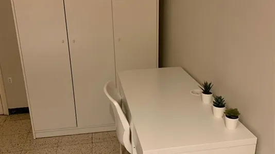 Rooms in Terrassa - photo 7