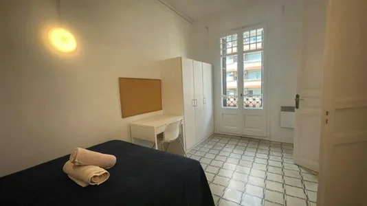 Rooms in Barcelona Eixample - photo 3