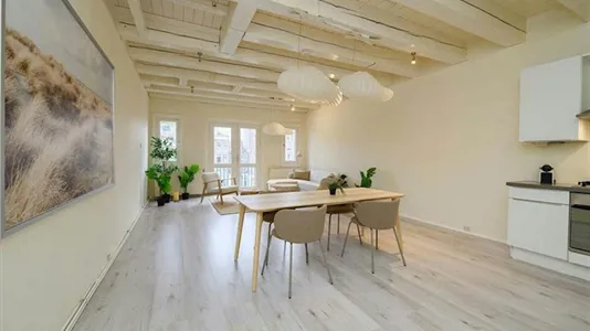 Apartments in Amsterdam Centrum - photo 3