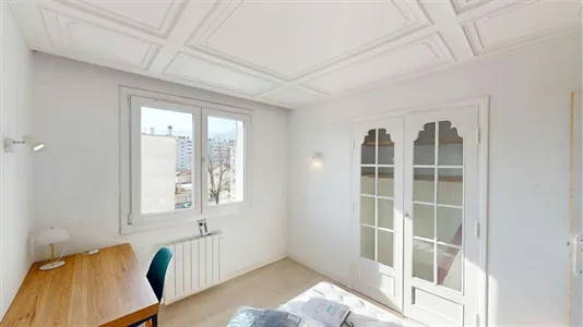 Rooms in Grenoble - photo 4