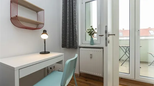 Rooms in Berlin Charlottenburg-Wilmersdorf - photo 2
