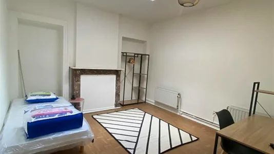 Rooms in Charleroi - photo 10