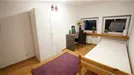 Room for rent, Łódź, Łódzkie, &lt;span class=&quot;blurred street&quot; onclick=&quot;ProcessAdRequest(9288057)&quot;&gt;&lt;span class=&quot;hint&quot;&gt;See streetname&lt;/span&gt;[xxxxxxxxxxxxx]&lt;/span&gt;
