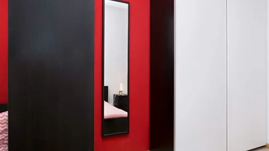 Rooms in Milano Zona 8 - Fiera, Gallaratese, Quarto Oggiaro - photo 7