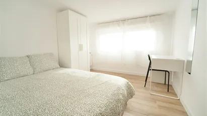Room for rent in Las Barranquillas, Comunidad de Madrid