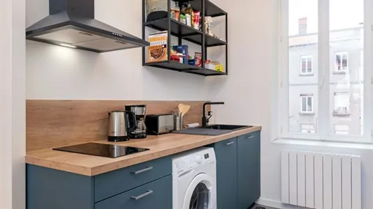 Apartments in Lyon - photo 9