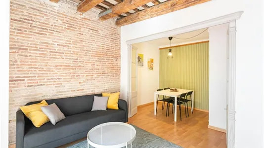Apartments in Barcelona Ciutat Vella - photo 5