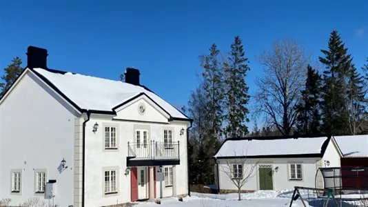 Houses in Norrtälje - photo 9