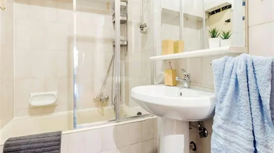 Rooms in Roma Municipio XII – Monte Verde - photo 8