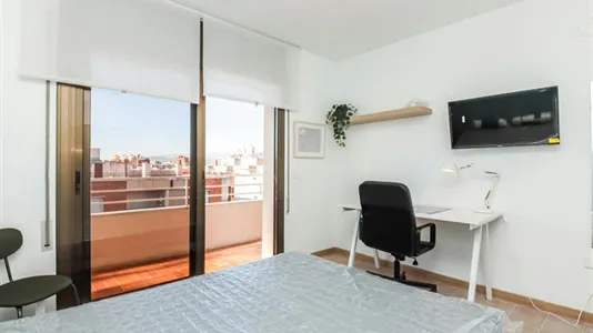 Rooms in Reus - photo 5