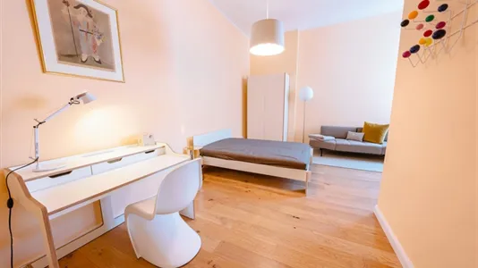 Rooms in Berlin Charlottenburg-Wilmersdorf - photo 2