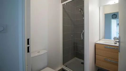 Rooms in Lyon - photo 7