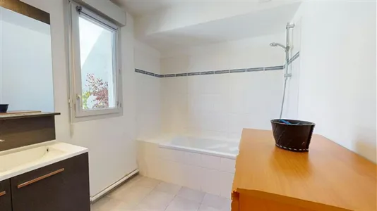 Rooms in Lyon - photo 10