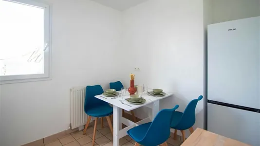 Rooms in Saint-Denis - photo 8