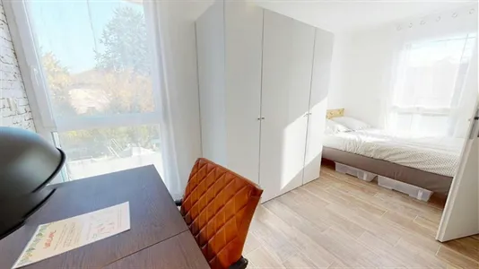 Rooms in Lyon - photo 3
