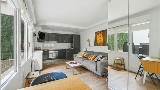 Apartments in Paris 18ème arrondissement - Montmartre - photo 8