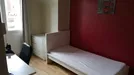 Room for rent, Compiègne, Hauts-de-France, &lt;span class=&quot;blurred street&quot; onclick=&quot;ProcessAdRequest(7725557)&quot;&gt;&lt;span class=&quot;hint&quot;&gt;See streetname&lt;/span&gt;[xxxxxxxxxxxxx]&lt;/span&gt;