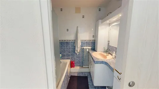 Rooms in Saint-Julien-en-Genevois - photo 5