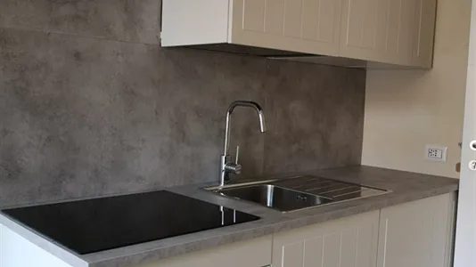 Rooms in Milano Zona 2 - Stazione Centrale, Gorla, Turro, Greco, Crescenzago - photo 6