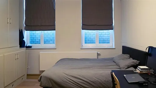 Rooms in Brussels Sint-Gillis - photo 2
