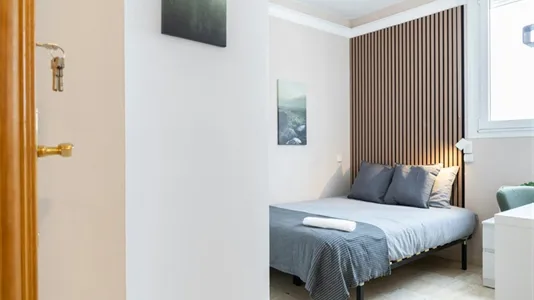 Rooms in Madrid Puente de Vallecas - photo 1