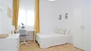 Room for rent, Madrid Centro, Madrid, &lt;span class=&quot;blurred street&quot; onclick=&quot;ProcessAdRequest(13903286)&quot;&gt;&lt;span class=&quot;hint&quot;&gt;See streetname&lt;/span&gt;[xxxxxxxxxxxxx]&lt;/span&gt;