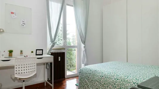 Rooms in Milano Zona 2 - Stazione Centrale, Gorla, Turro, Greco, Crescenzago - photo 5