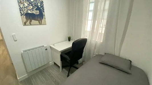 Rooms in Adaro - photo 2