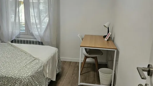 Rooms in Zaragoza - photo 4