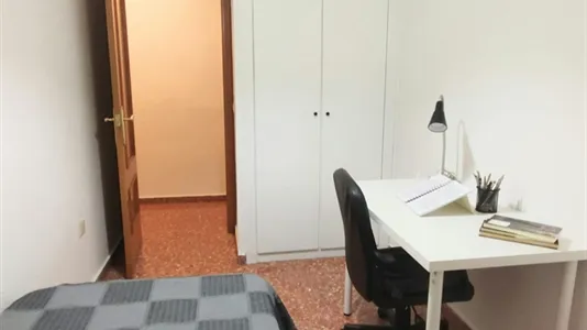 Rooms in Burjassot - photo 5