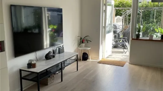 Houses in Haninge - photo 1