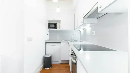 Apartments in Barcelona Ciutat Vella - photo 9