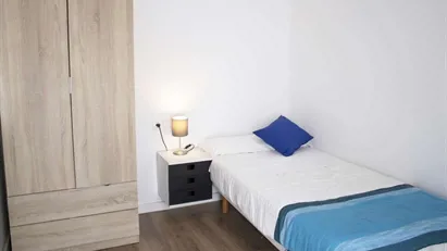 Room for rent in Moncada, Comunidad Valenciana